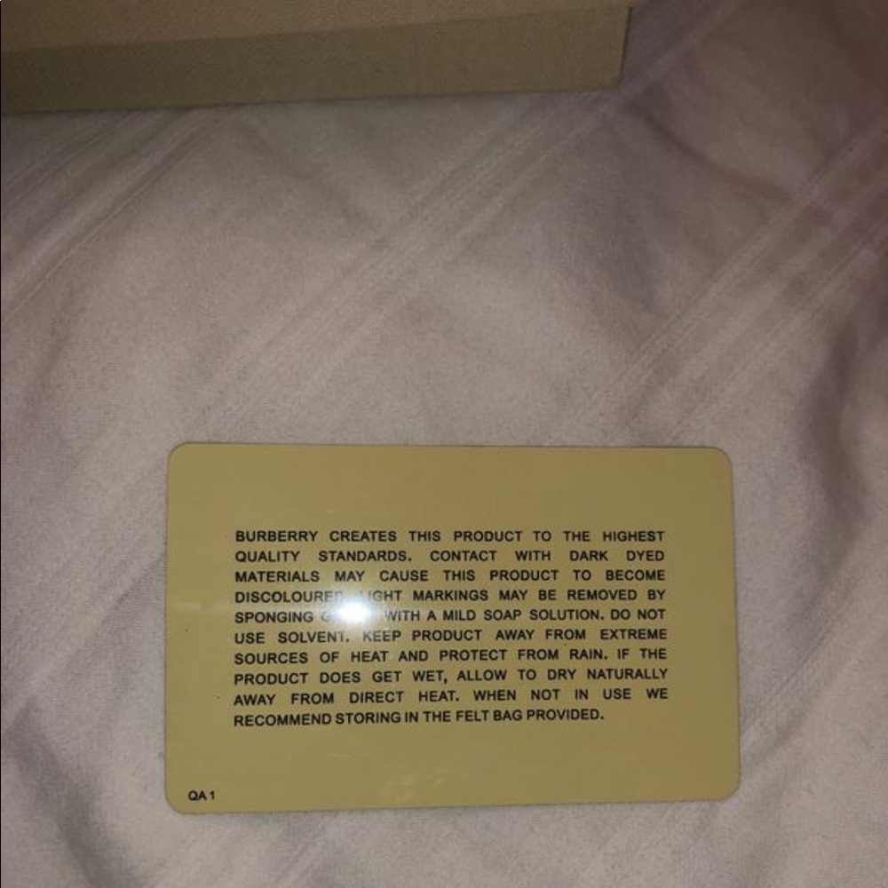 Burberry Authentic Wallet - Picture 5 of 6